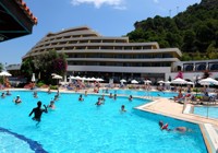 Olympic Palace Hotel, Pool