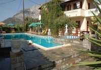 Albatros Hotel, Main