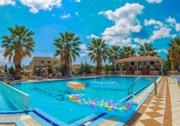 Sunshine Studios, Swimming Pool