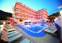 Mutsis Royal Plaza Pool.jpg