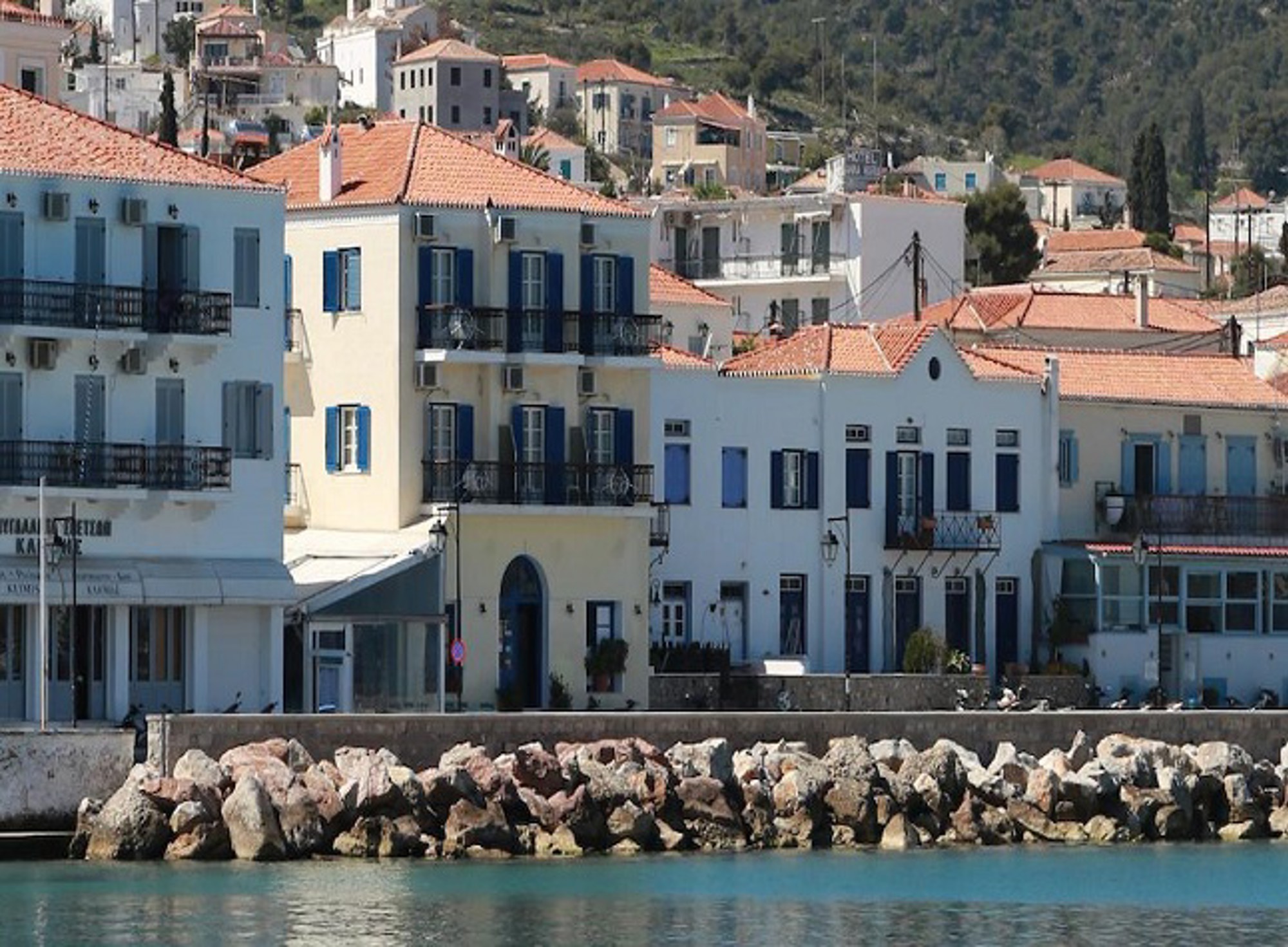 Excursions from Spetses