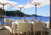 Bellevue Hotel, Outdoor dining