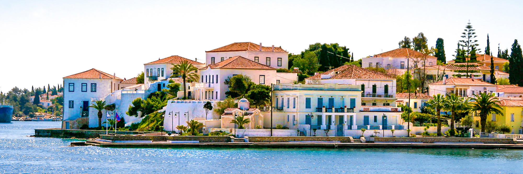 Spetses Resort Guide