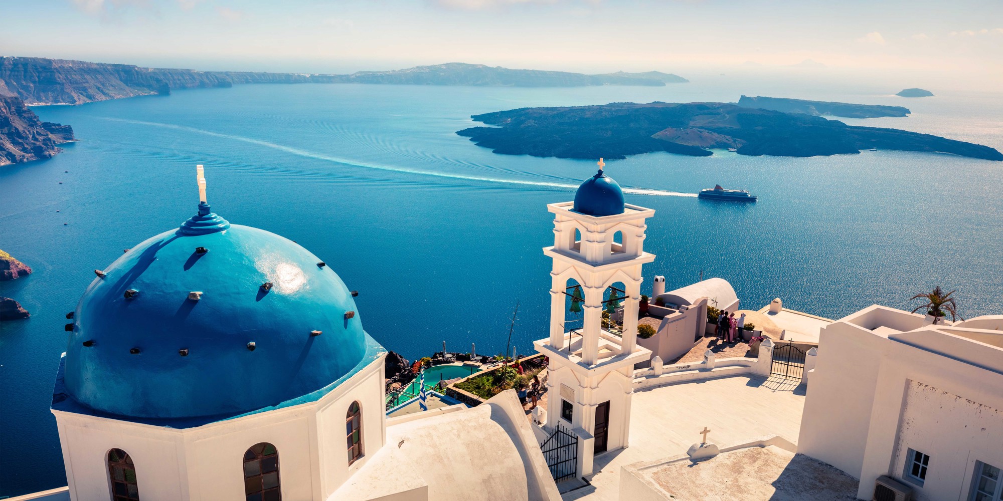 Sightseeing in Santorini