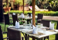 Whispering Palms Outdoor Dining