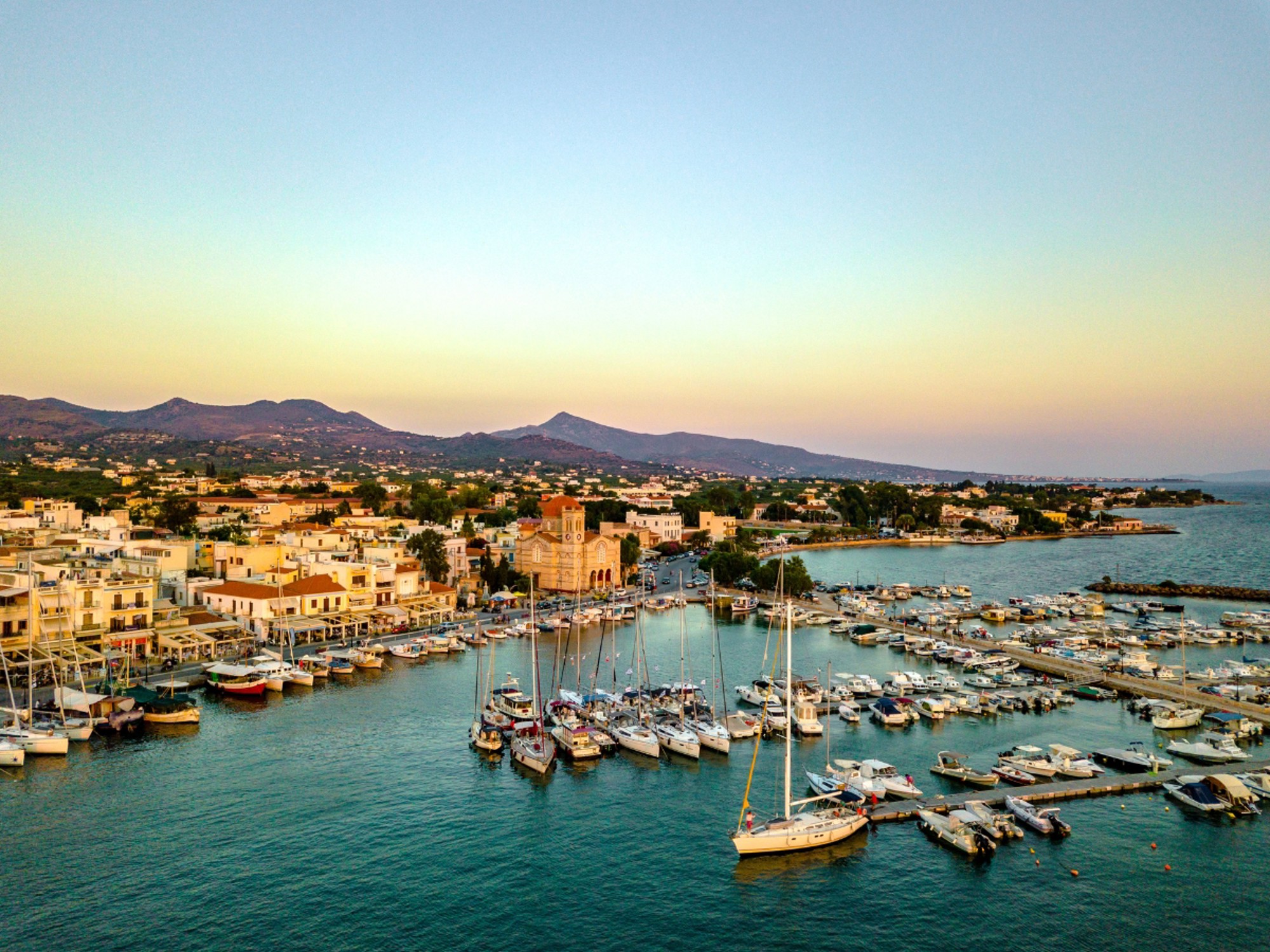 Aegina Resorts